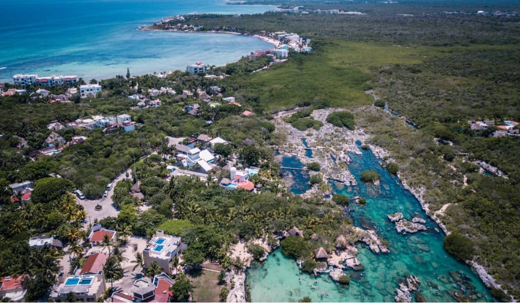 Yalkú inlet cluster