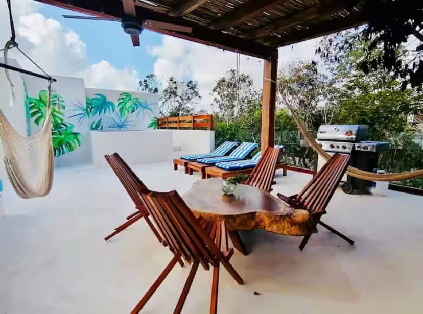 La Veleta Residences condo building